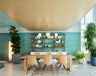 Courtyard by Marriott Santa Barbara Downtown - סנטה ברברה - לובי