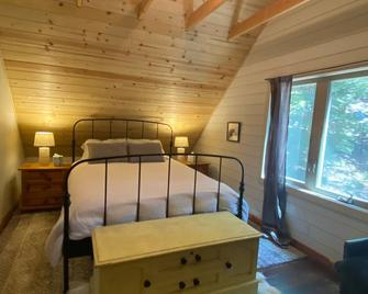 Serene Strawberry Mountain Cabin - minutes to Pinecrest and Dodge Ridge - Strawberry (Tuolumne County) - Habitación