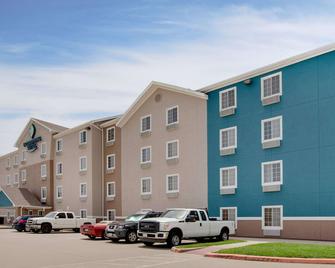 Woodspring Suites Texas City - Texas City - Byggnad