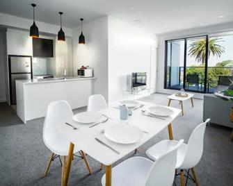 Chelseabay Modern Apartments - Auckland