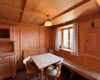 Bergerhof Tegernsee - Bergerhof Tegernsee vacation apartment - Tegernsee - Essbereich