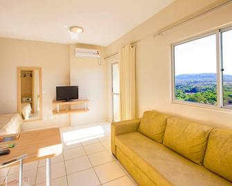 Golden Dolphin Express Oficial - Caldas Novas - Living room