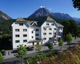 Typically Swiss Hotel Altana - Scuol - Edificio