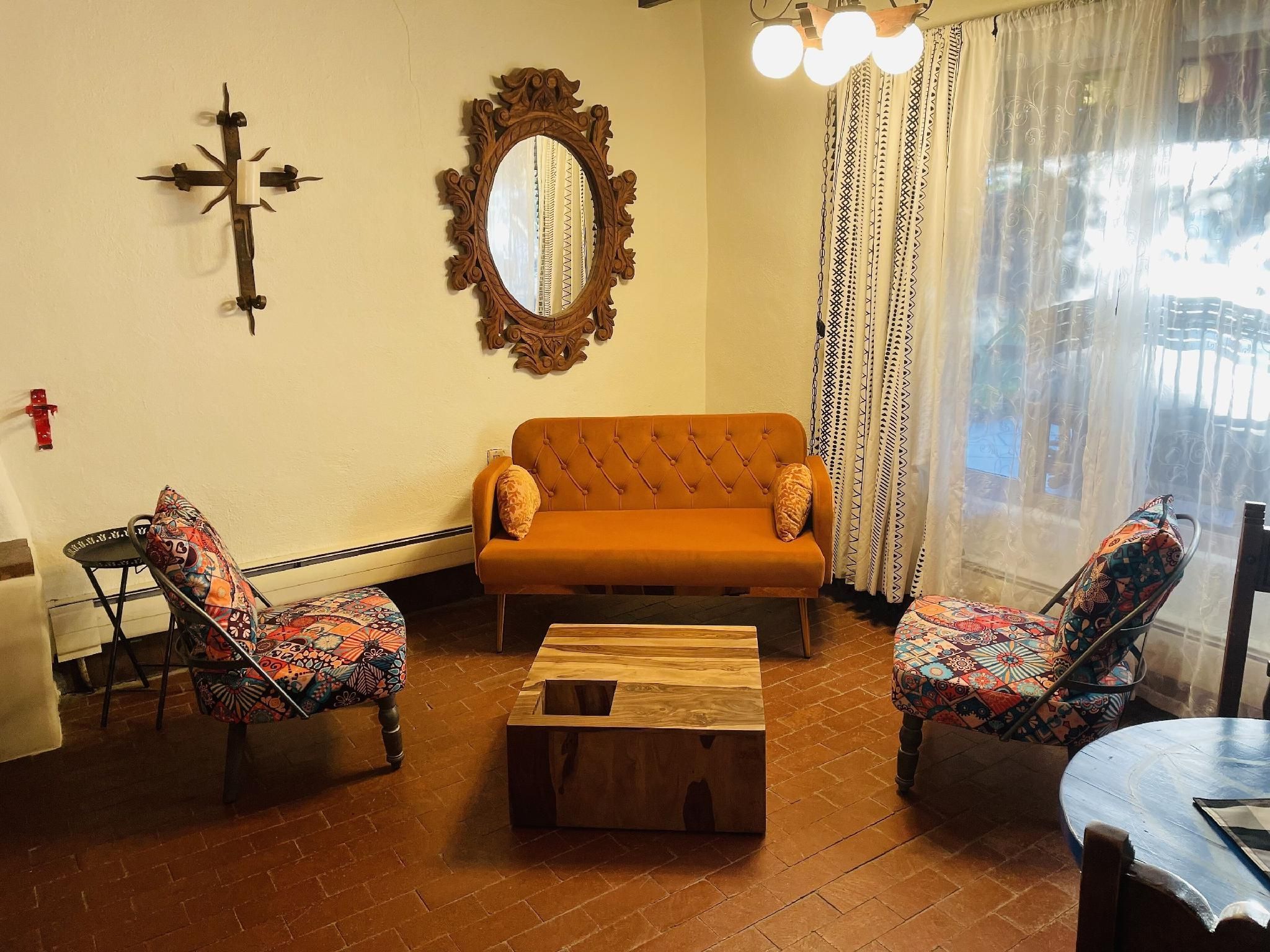 Loba Luna Bed & Breakfast - Albuquerque - Living room