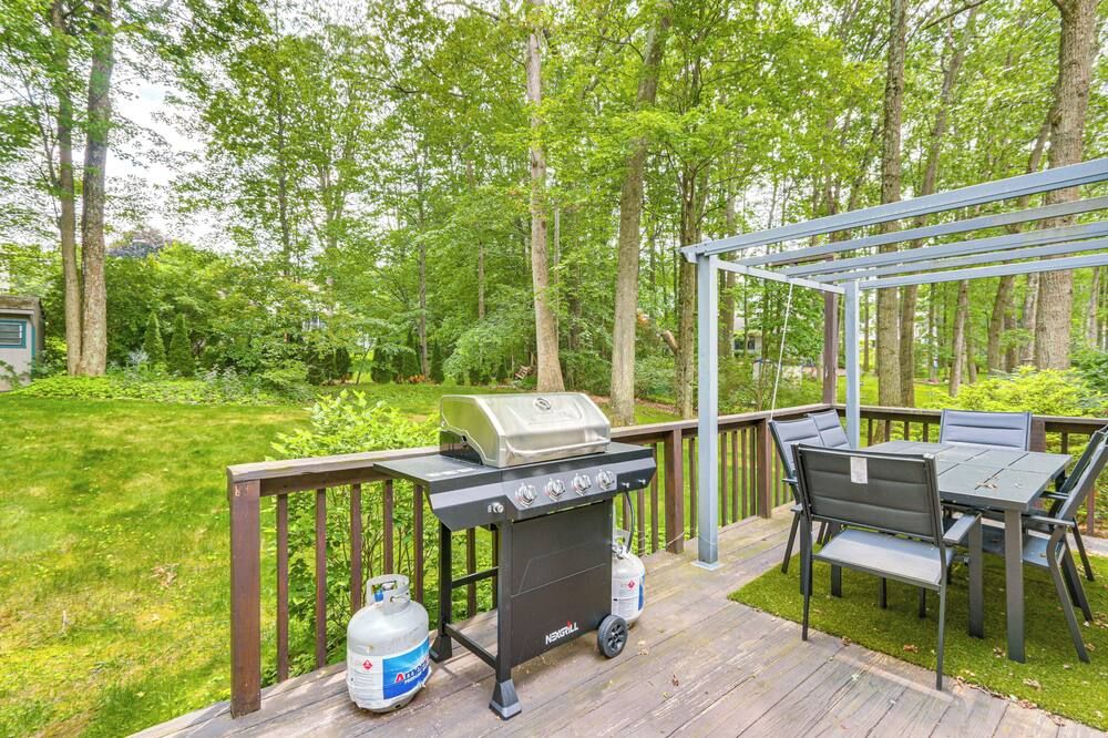 4 Mi to Penn State: Suburban Happy Valley Home - State College - Patio