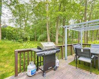 4 Mi to Penn State: Suburban Happy Valley Home - State College - Patio