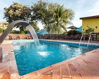 Pousada Céu de Estrelas - Bonito - Pool