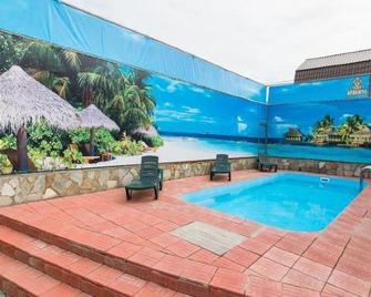 Aivengo - Kurgán - Piscina