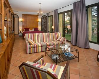 Le Relais Des Trois Mas - Collioure - Living room