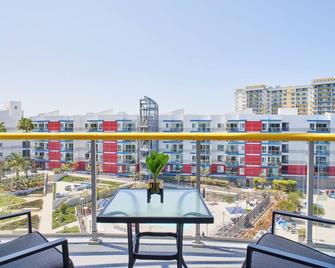 5 Stars Retreat Modern Condo 2 Br & 2 Ba Near Venice Beach - Marina del Rey - Balkon