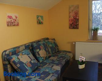 Pp. Pension Petra - Neuenkirchen-Vörden - Sala de estar