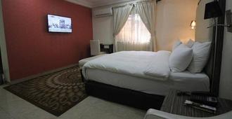 Global Dreams Hotel - Calabar - Bedroom