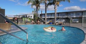 Aura Accommodation - Rotorua - Pool