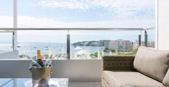 MSH Mallorca Senses Hotels, Palmanova - Adults Only - פאלמה נובה - מרפסת