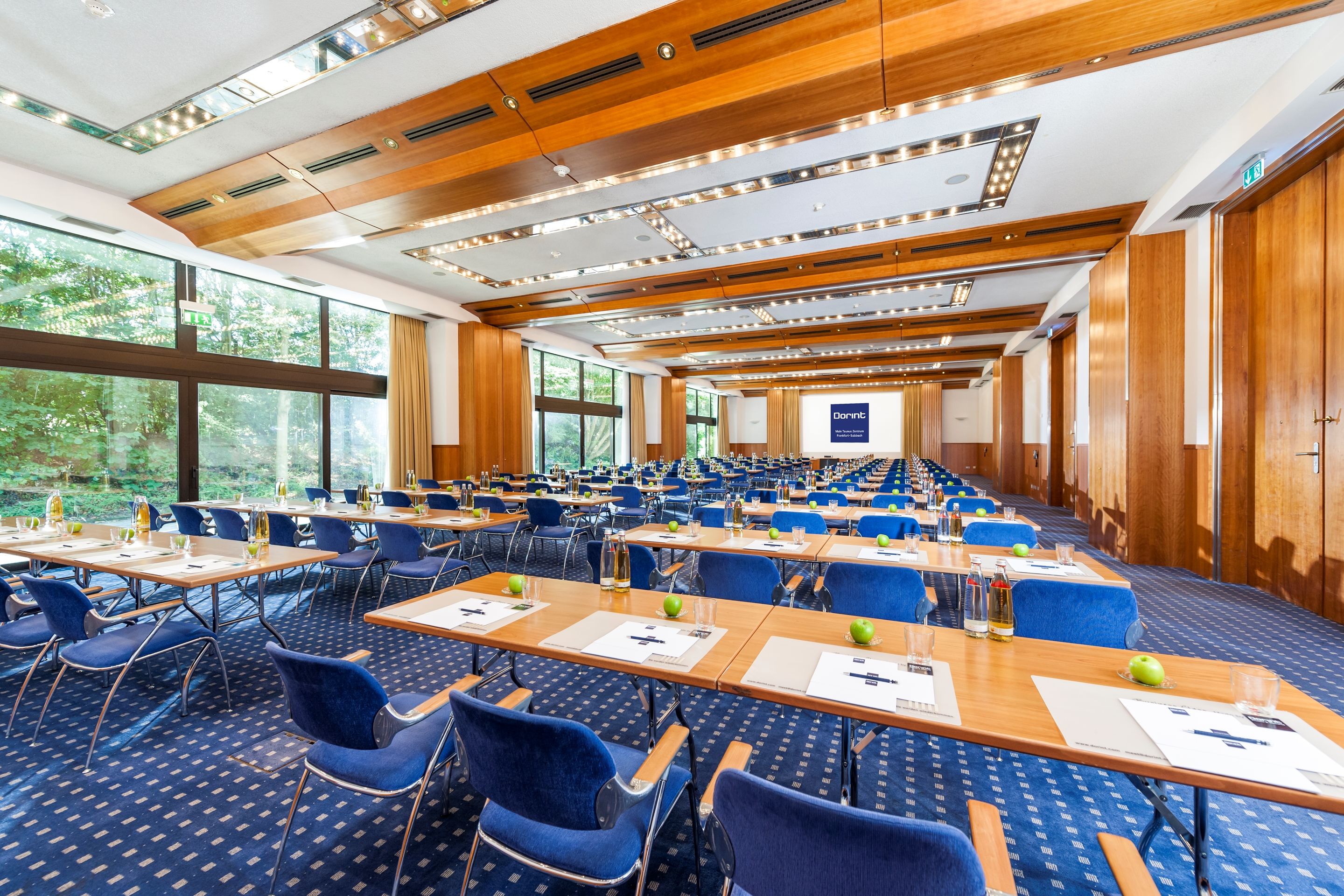 Dorint Main Taunus Zentrum Frankfurt Sulzbach 75 1 3 0 Sulzbach Am Taunus Hotel Deals Reviews Kayak