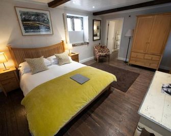 Wheelwrights Arms Country Inn & Pub - Bath