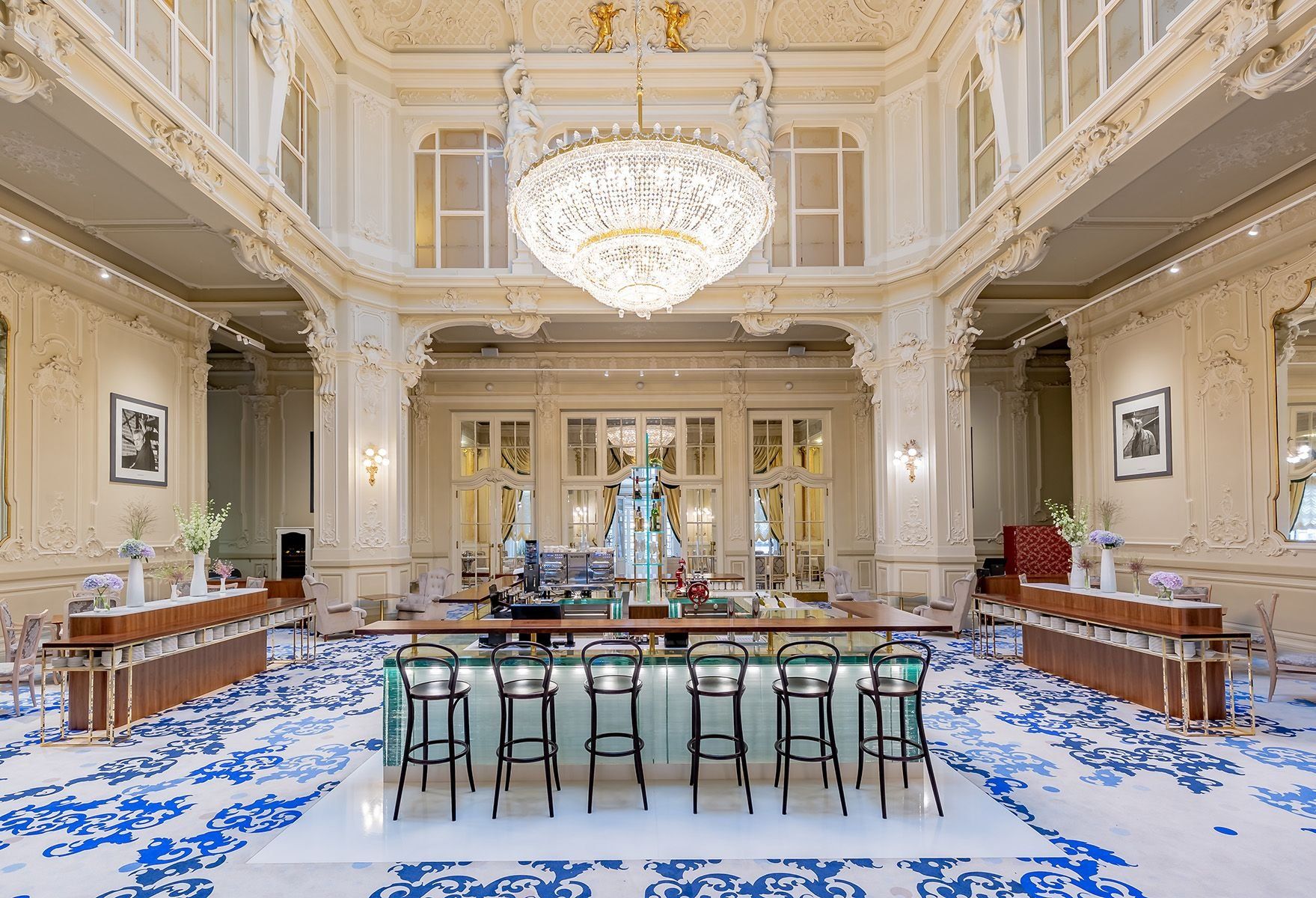 Grandhotel Pupp - קרלובי וארי - בר