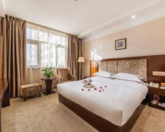 Jiayuguan Hotel - Jiayuguan - Slaapkamer