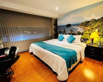 Hotel Santa Cruz Bogotá - Bogotá - Bedroom