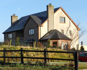 Farnham view b & b near Farnham estate - Cavan - Edificio