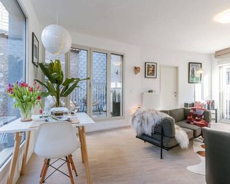 أبارتمنت كاتيلين إن سنتر أوف أنتويرب - انتورب - غرفة معيشة