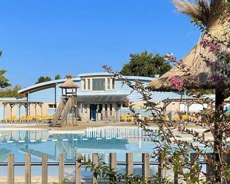 Spacieux T2 Avec Balcon, Parking Et Wifi - Barbotan-les-Thermes - Pool