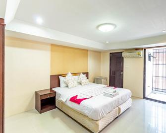 Grannylla Residence Charoenkrung - Bangkok - Bedroom