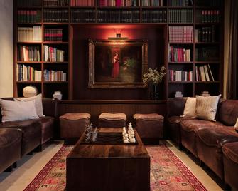 Alden Suite Hotel Splügenschloss Zurich - Zúrich - Servicio de la propiedad