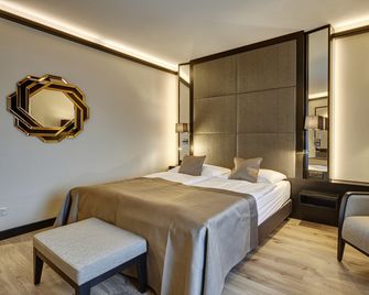 Hotel Alpina Luzern - Lucerne - Soveværelse