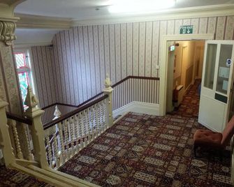 Chester Lodge - Sandown