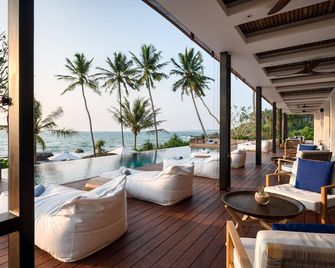 Ahu Bay - Ahungalla - Balcony