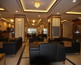 Tasar Royal Hotel - Tatvan - Lobby