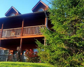 Amish Blessings Cabins - Millersburg - Edificio