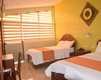 Hotel Cayapas Esmeraldas - Esmeraldas