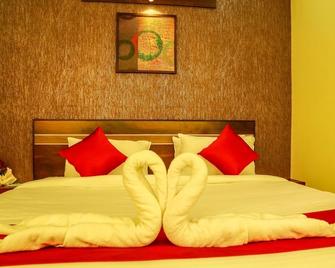 Akan Hotels & Residence - Meppādi