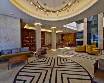 Hotel Ilark - Bhuj - Lobby