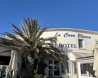 Hotel La Casa Blanca - Le Barcarès - Gebäude