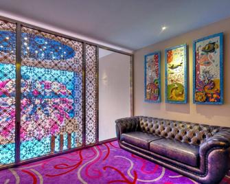 One One Bangkok - Bangkok - Living room