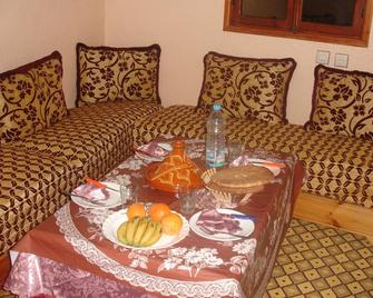 Dar Atlas House with fireplace and free Wi-Fi - Asni - Huiskamer