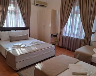 Sözer Otel - Ayvalık - Habitación