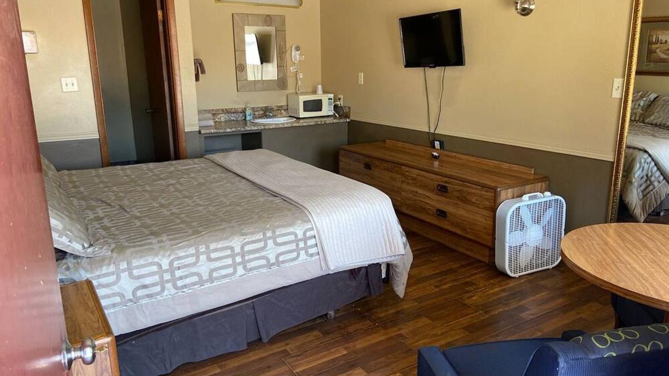 Blue Spruce Motel