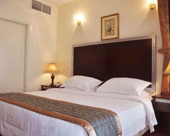 Royal Plaza Hotel Apartments - Dubai - Bedroom