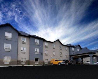 Sigma Inn & Suites Hudson's Hope - Hudson's Hope - Building