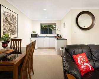 Centre Court Motel - בלנהיים - סלון