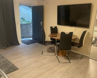 Ferienwohnung Panoramablick - Sinsheim - Salle à manger