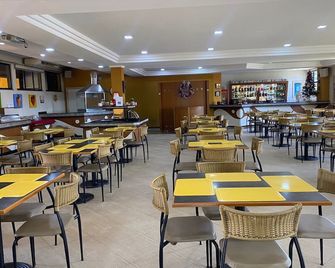 Hotel Solarium Express - Лондріна - Ресторан