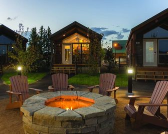 Explorer Cabins at Yellowstone - West Yellowstone - Patio