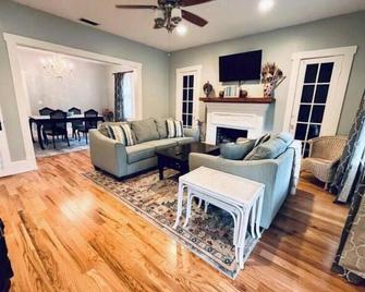 Banyan Bungalow - Fort Myers - Wohnzimmer