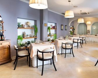 Alboran Algeciras - Algeciras - Restaurant