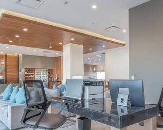 Holiday Inn Express & Suites Silao Aeropuerto - Terminal By IHG - Silao - Servicio de la propiedad